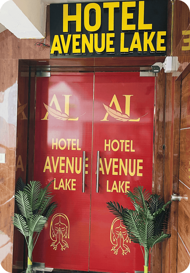 Hotel Avenue Lake